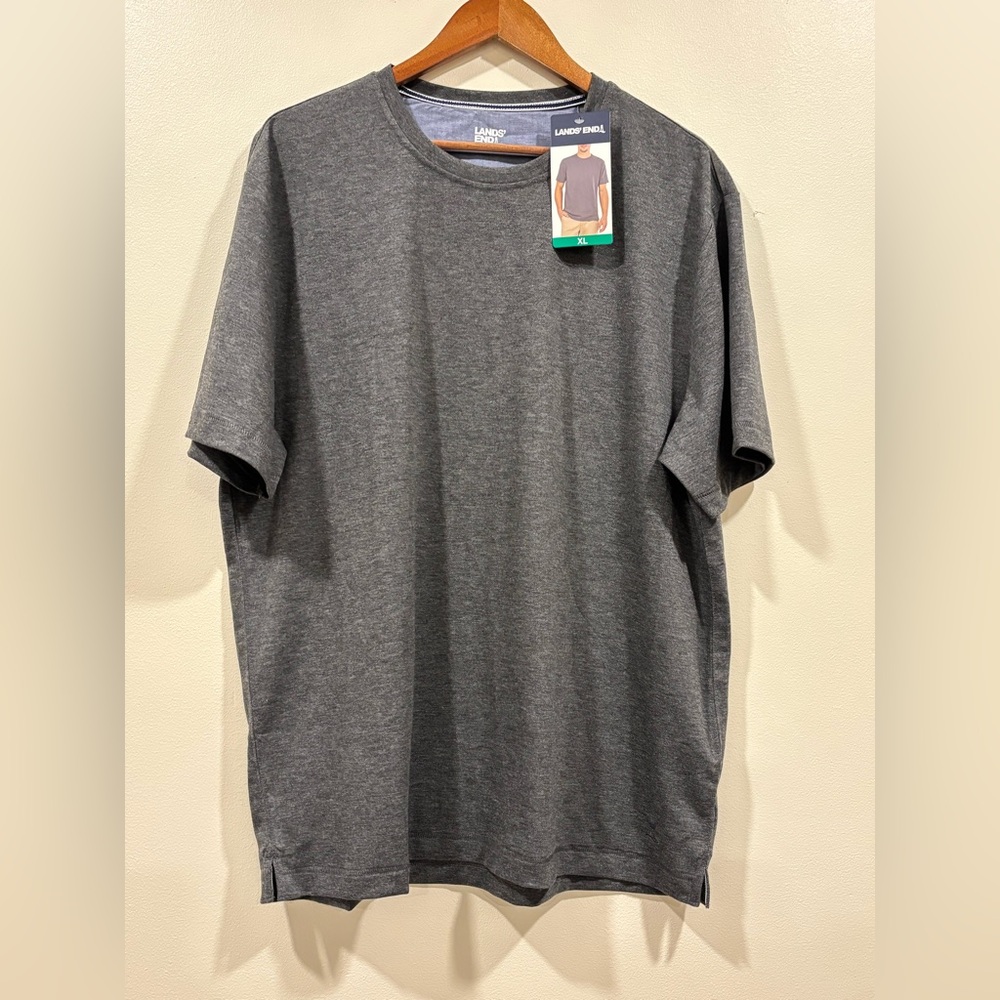 Lands'‎ End Men's Charcoal Short Sleeve Tee